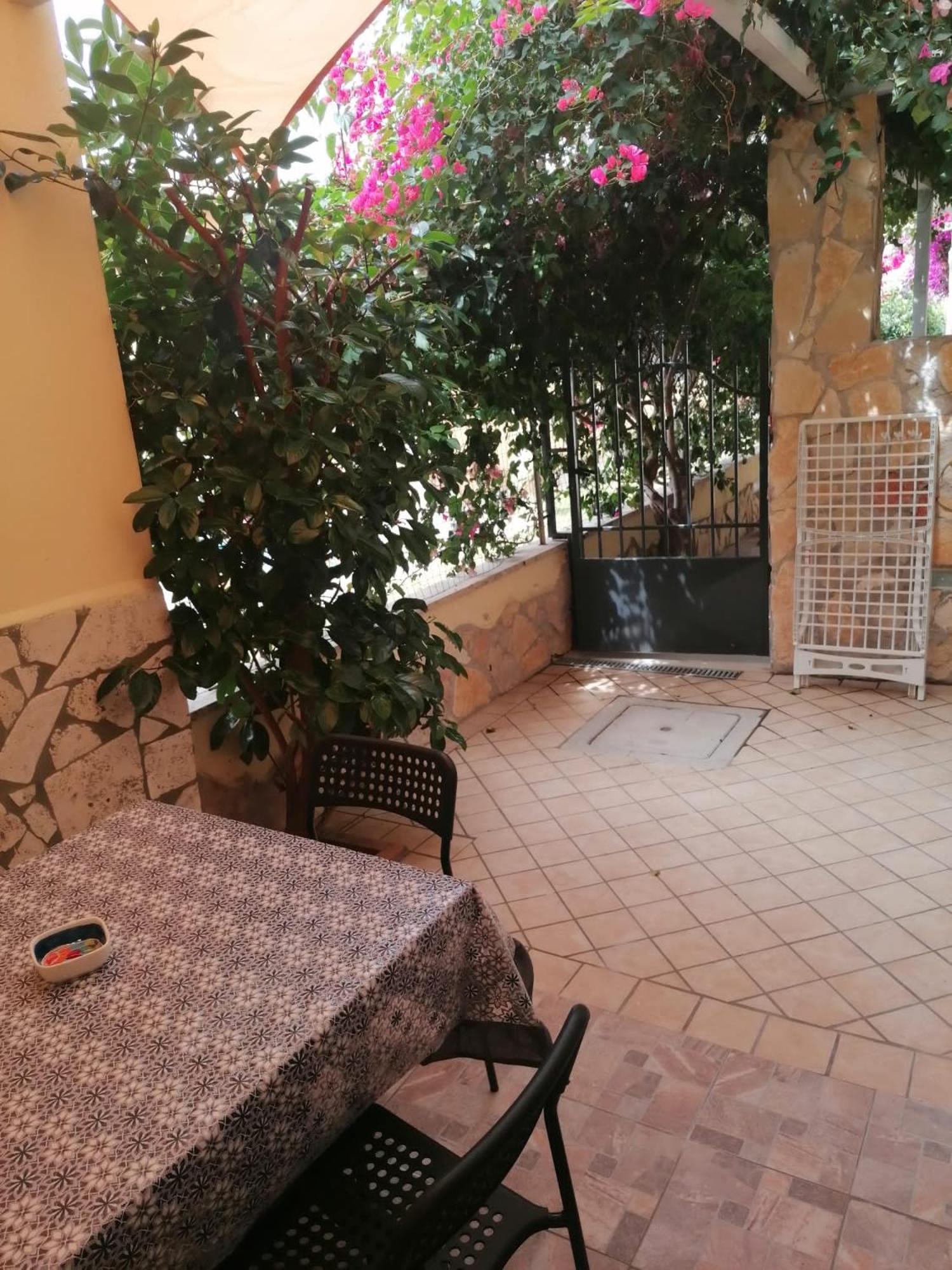 Fiumicino Aeroporto Casa Vacanze Orchidea Exteriör bild